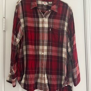 Levi Button Up